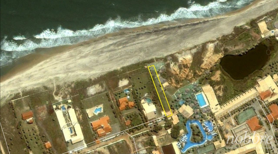 Terreno para vender na Praia das Fontes. (1.400 m²)